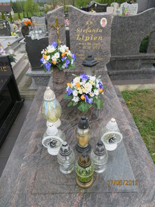 Zdjęcie grobu 1806